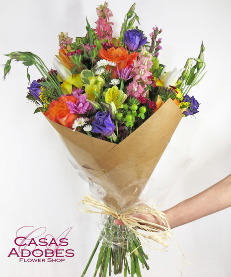 Seasonal wrapped flowers 