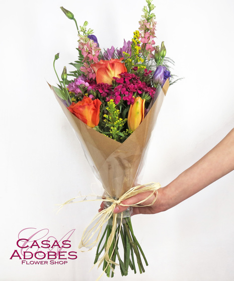 Seasonal wrapped flowers 