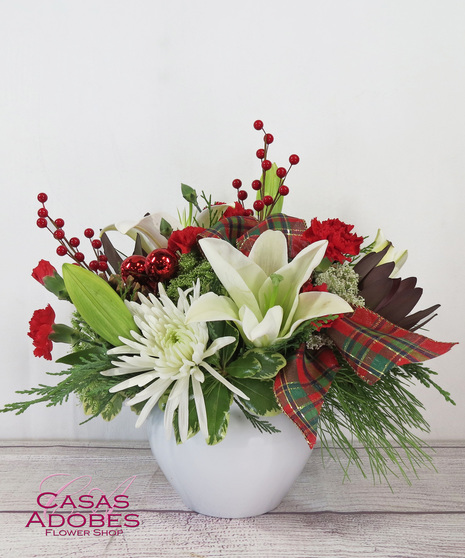Lurdes' Christmas Bouquet